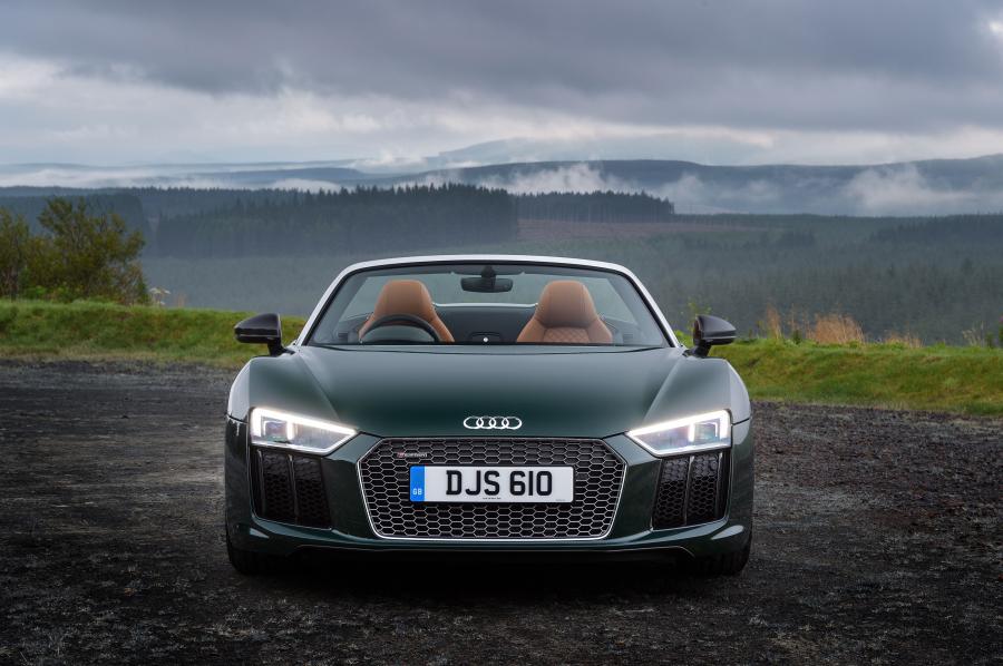  Audi R8 Spyder V10 Plus 2017 года  (UK) (фото 40 из 40)